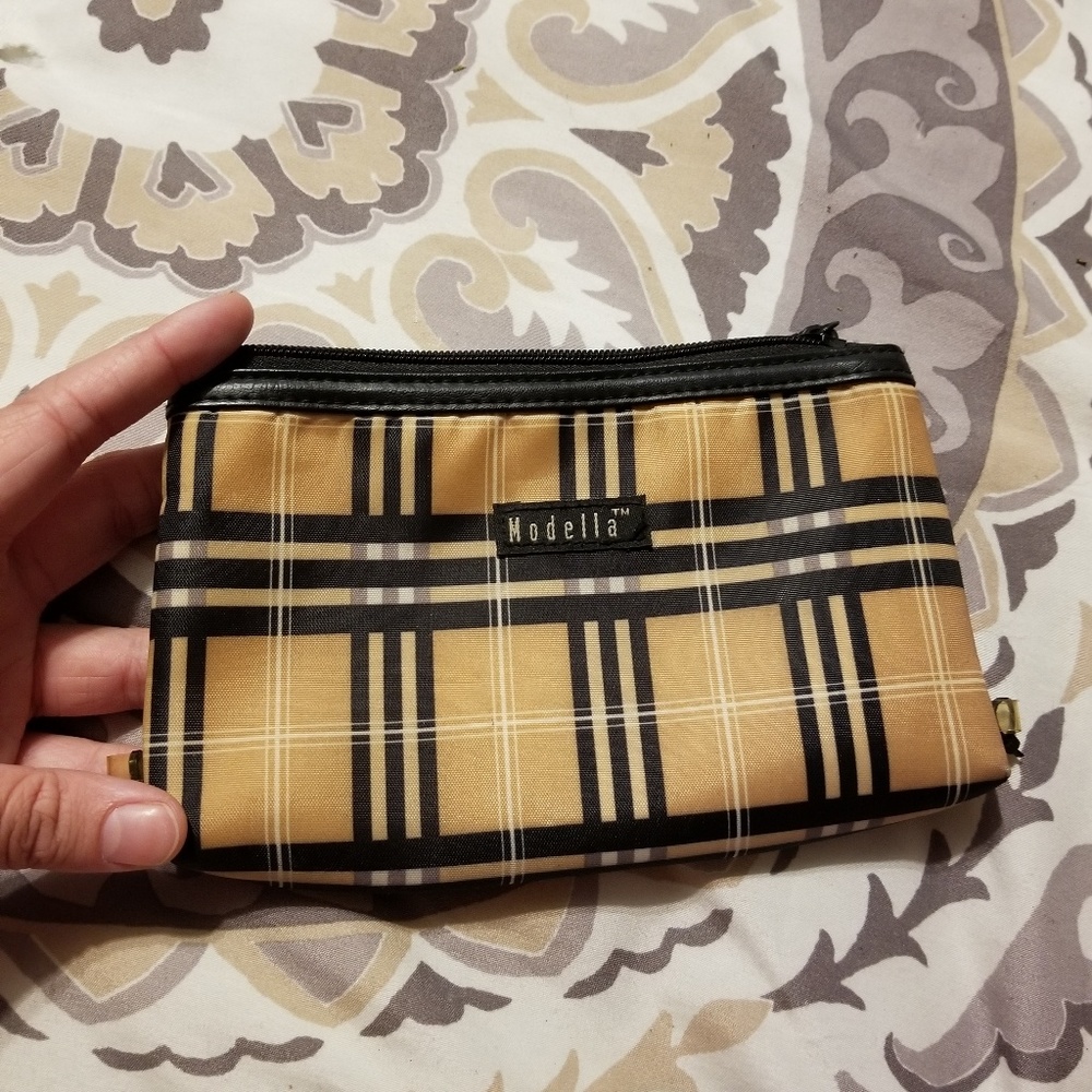 Makeup bag